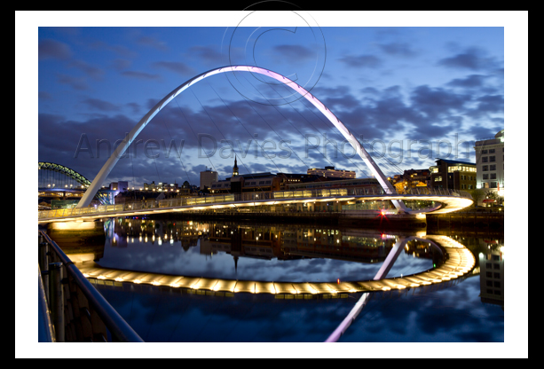 Newcastle Gateshead Millenium Bridge at Night