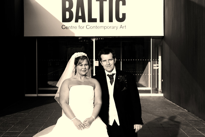 baltic wedding photo gateshead newcastle quayside wedding photos baltic millenium bridge   andrew davies wedding photography north east 2013