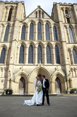 ripon cathedral photo north yorkshire wedding by andrew davies