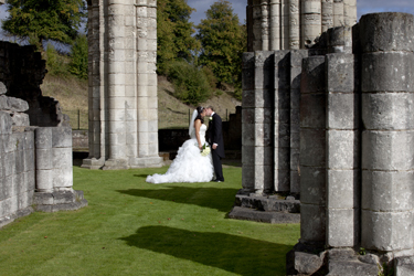 roche abbey wedding photos