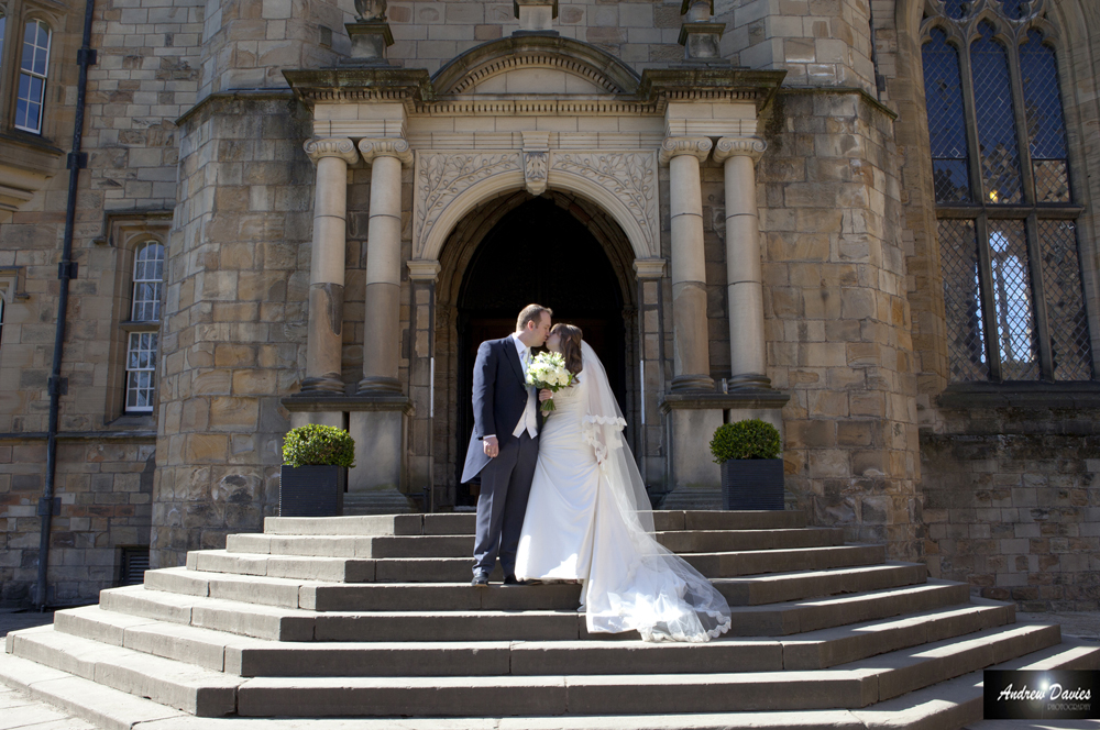 durham wedding photographers photos durham castle steps
