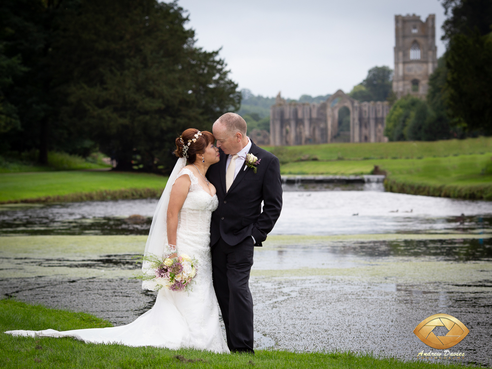 fountains abbey north yorkshire wedding photographer photos 