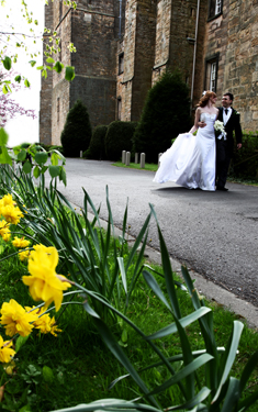 wedding photos lumley castle