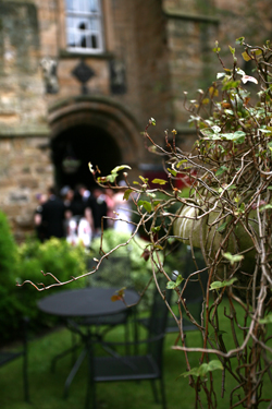 wedding photos lumley castle