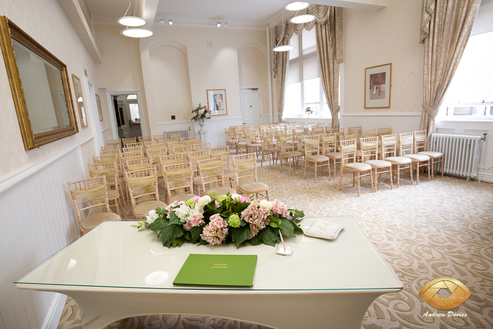 Middlesbrough registry office town hall mima wedding photos photographer