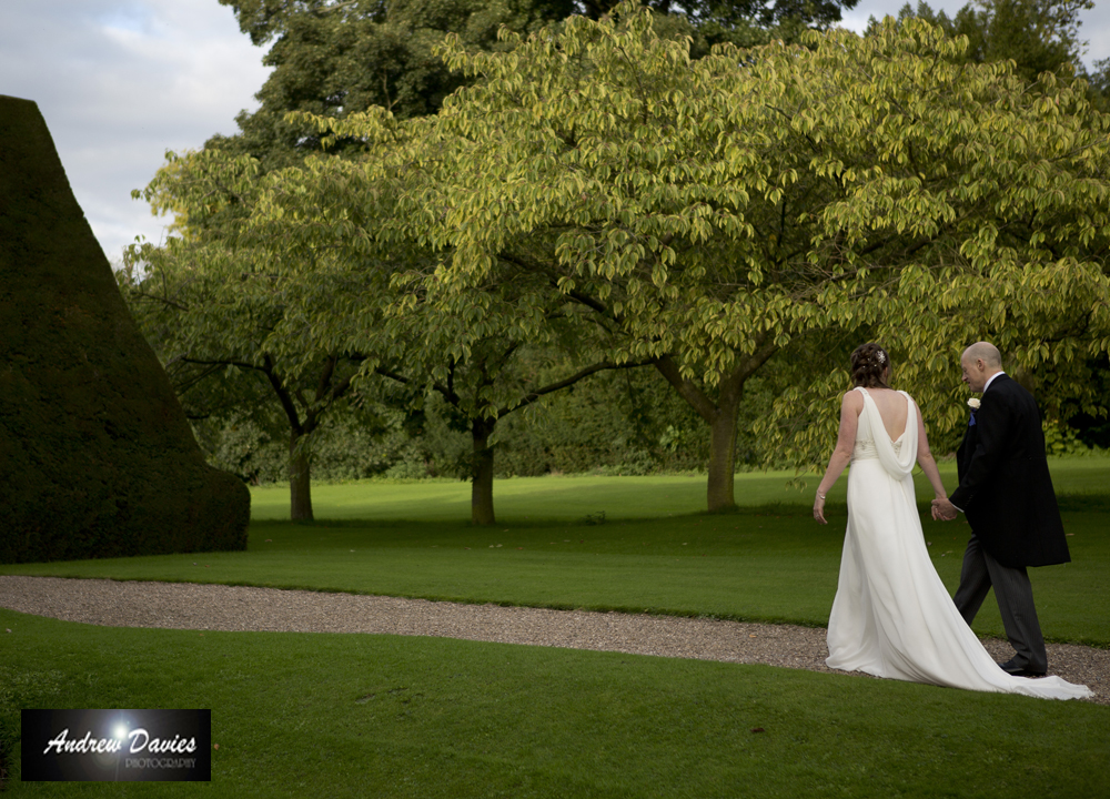 wedding photos newburgh priory north yorkshire