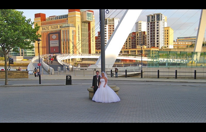 gateshead newcastle quayside wedding photos baltic millenium bridge   andrew davies wedding photography north east 2013