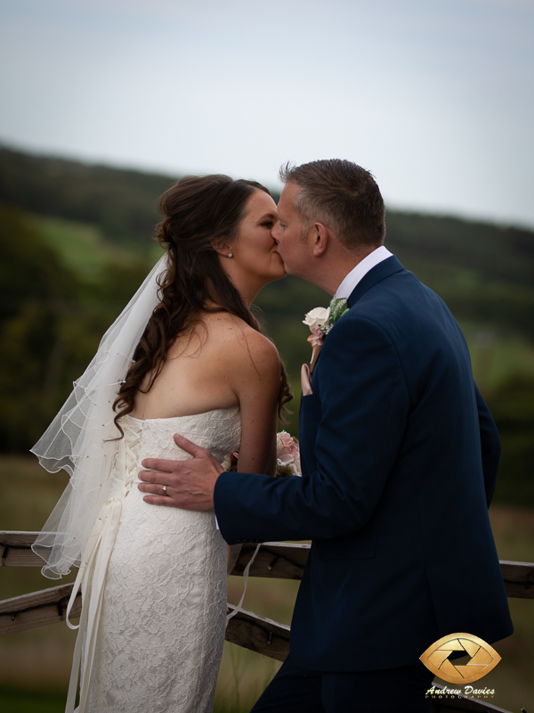 South Causey Inn Barn wedding photos photographer