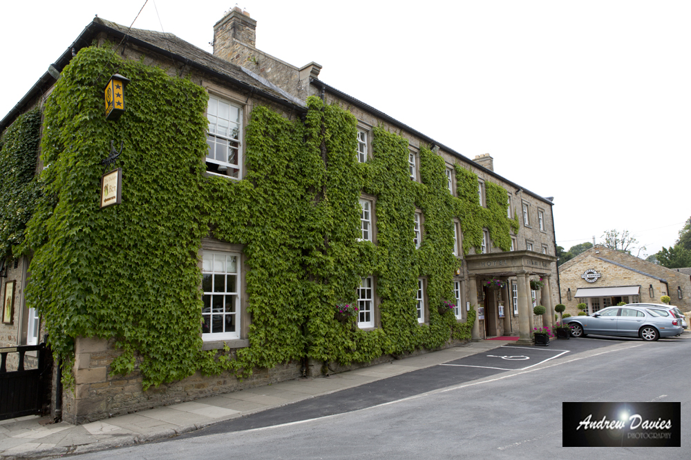 morrit arms hotel wedding photos durham barnard castle